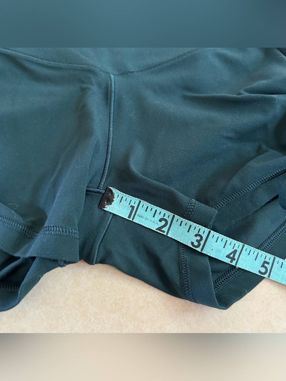 Offline by aerie Cheeky Shortie Hi-rise 3" Short hunter green small - Picture 6 of 10